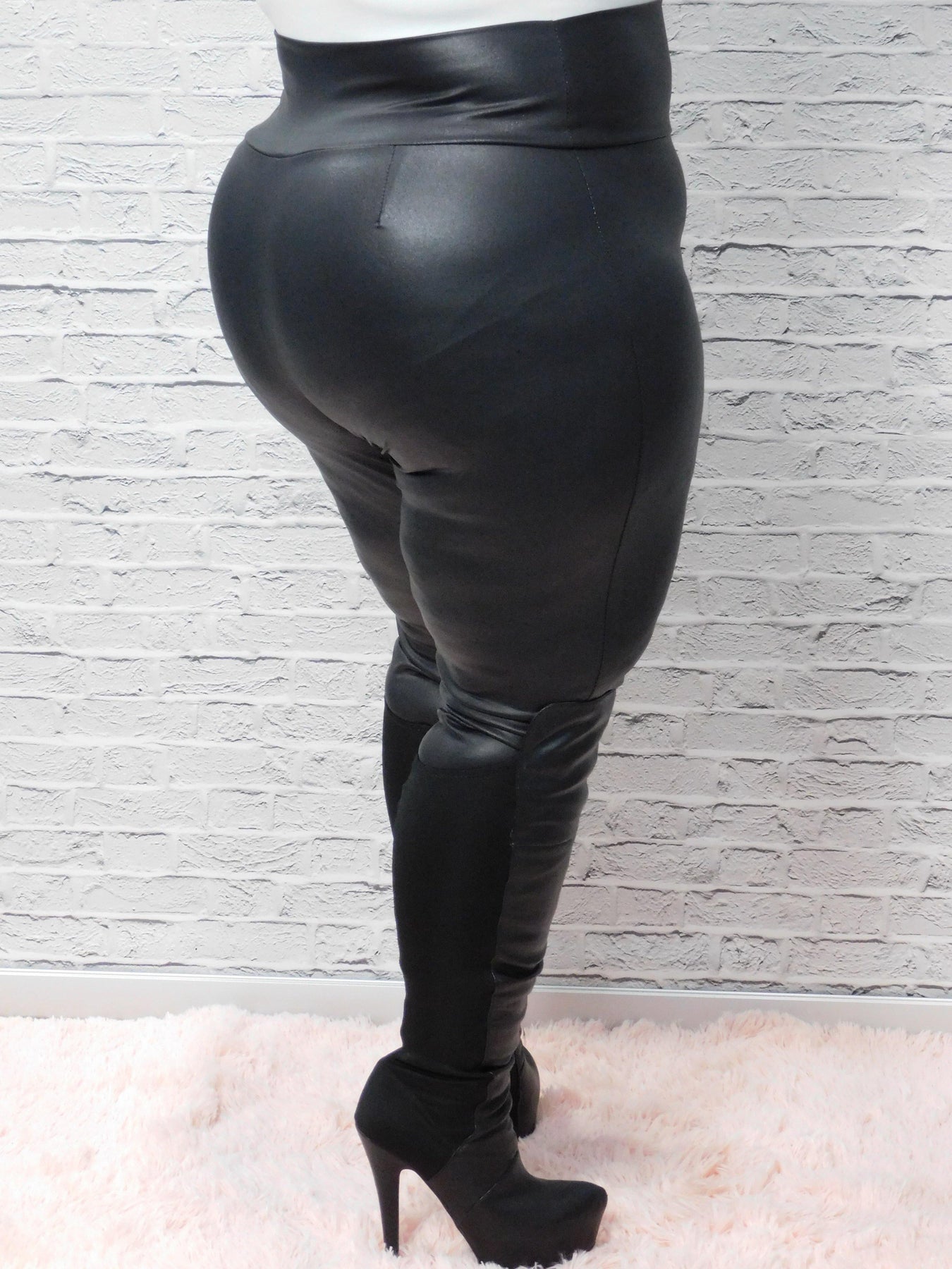 black Genou stretch leather leggings